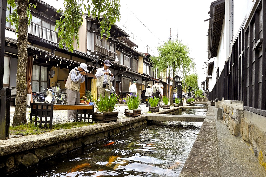 飛騨市
