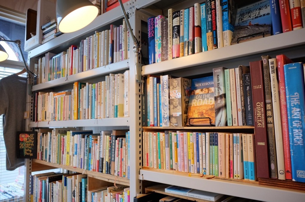 North Lake Cafe & Books内観