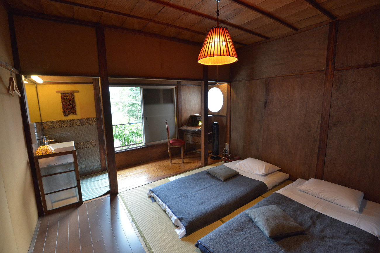 品川のVIPルームというコンセプトのゲストハウス「Bamba Hotel」
