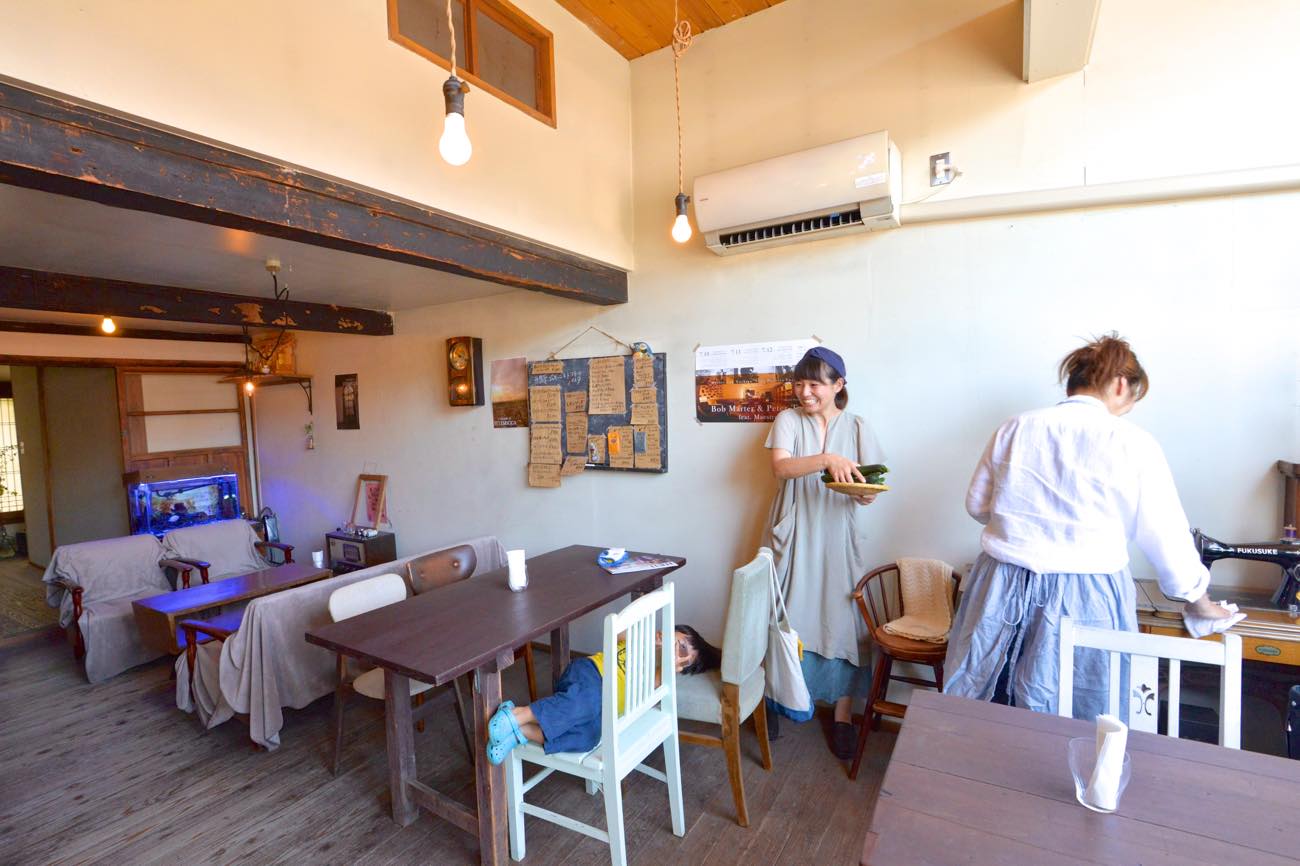 「on-cafe」店内