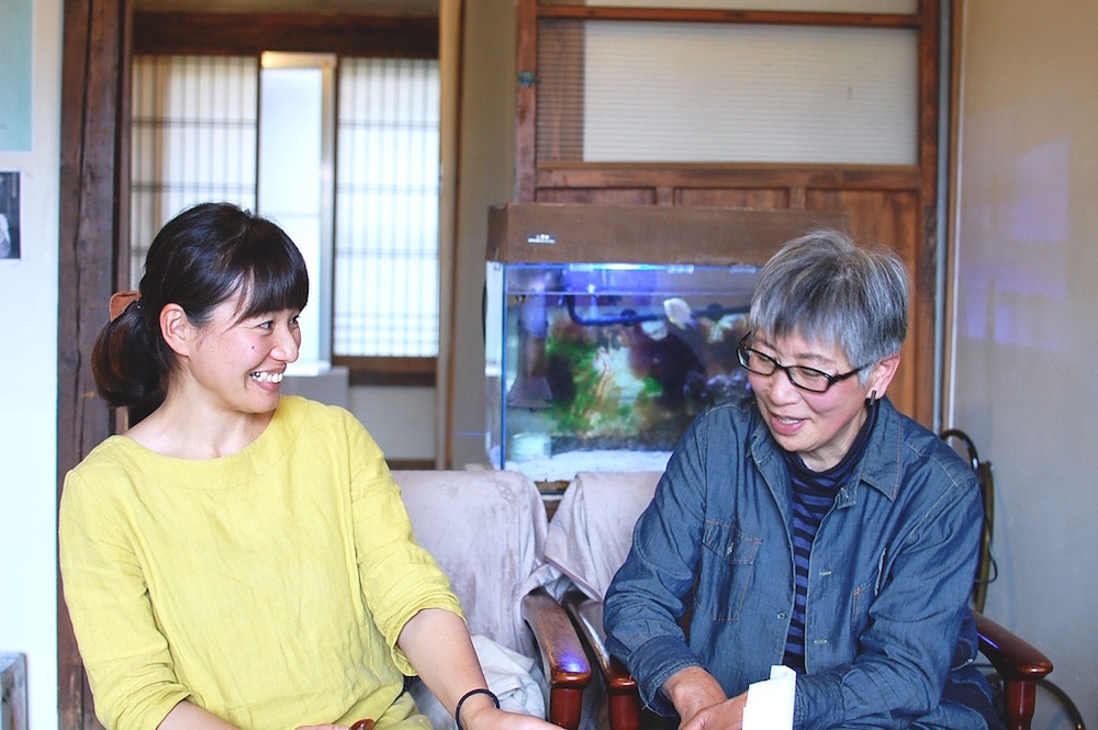 岩手県遠野市「風土農園」の伊勢崎まゆみさんと「古屋弥右エ門」の山田さん