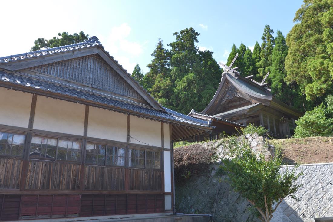 海士町の神社