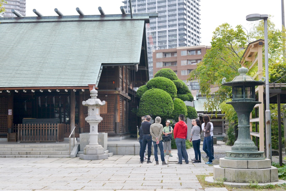 Tokyo Great Cycling Tour神社にて