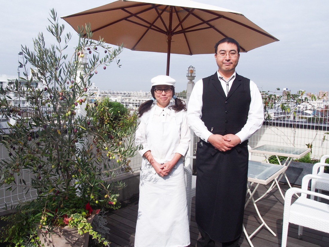 舘野仁美さん、有村虎彦さん