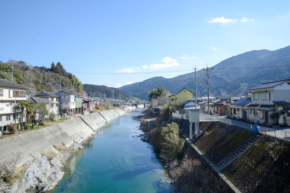 吉野川上流に位置する高知県嶺北地域・土佐町